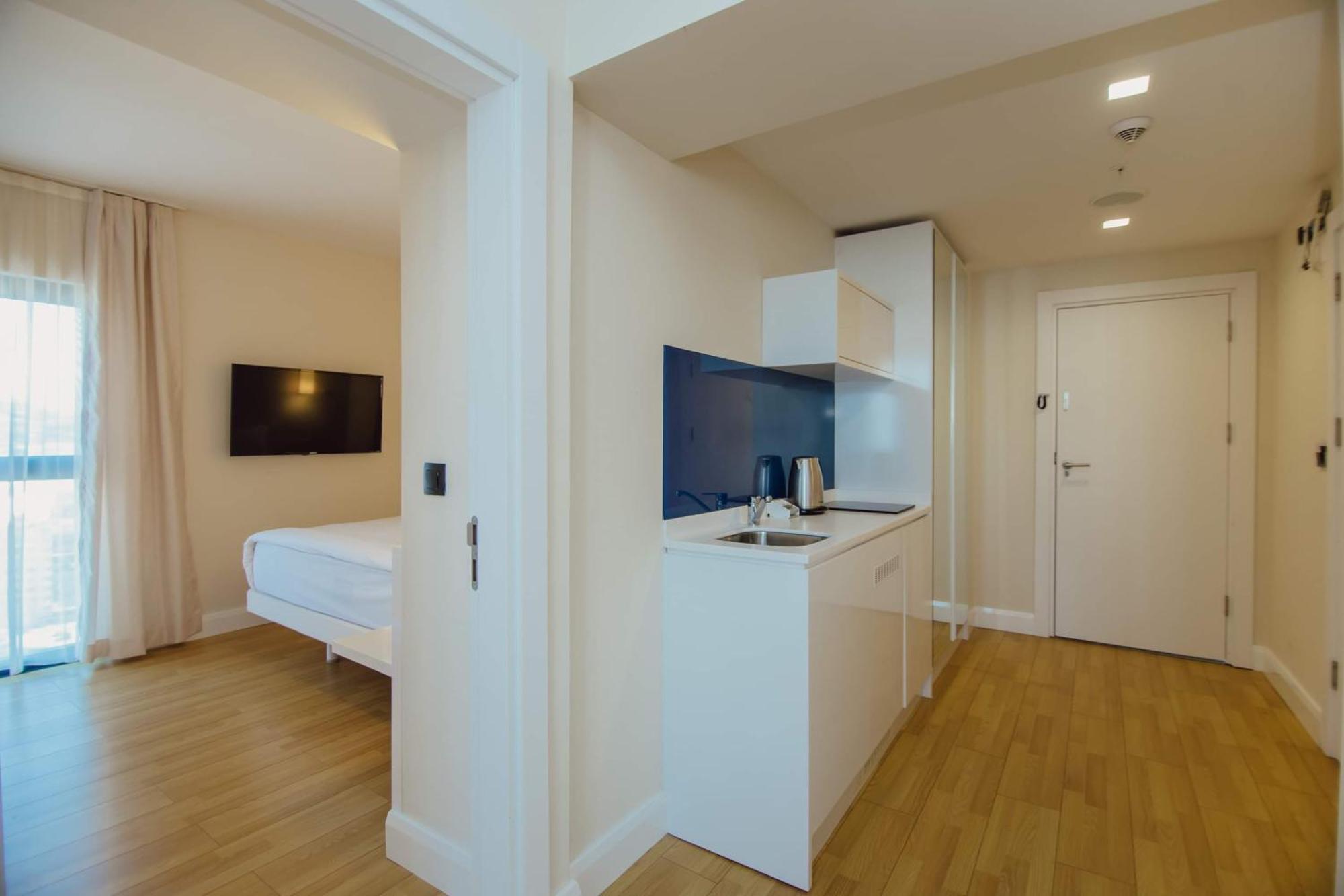 Aparthotel Orbi City Center Sea View Batumi Zewnętrze zdjęcie